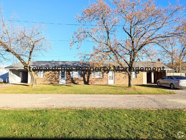 Building Photo - 15251 Lincoln Way W Unit 15251 Rental