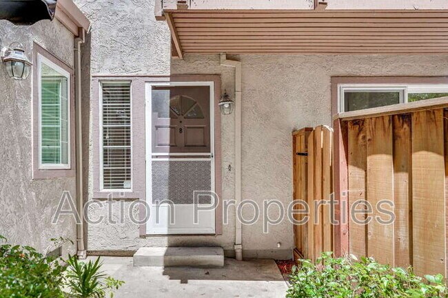 Photo - 2091 San Luis Ave