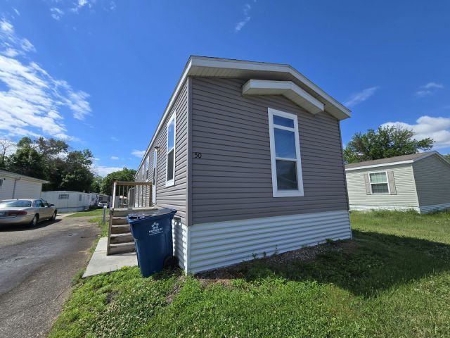 Building Photo - 11355 6th Pl NE