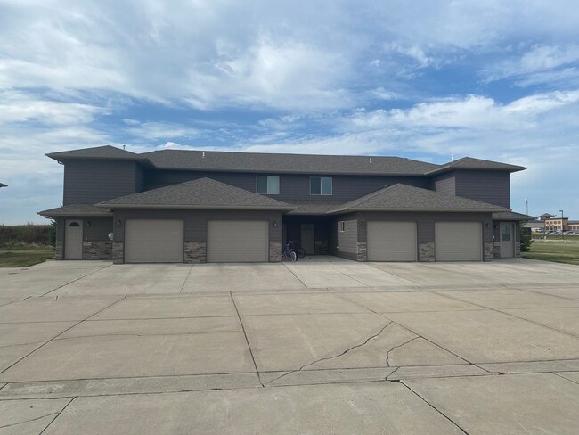Photo - 304 Topaz Pl Unit B