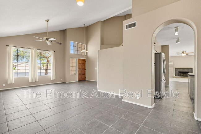 Photo - 15007 S 40th St