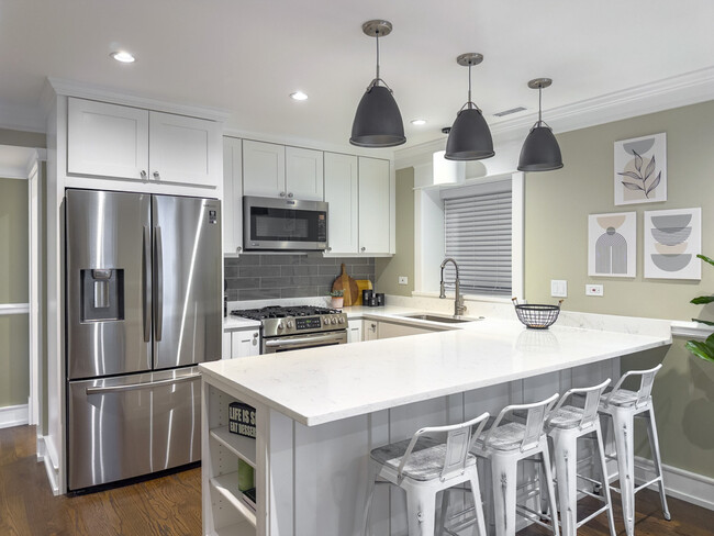 Photo - 3453 N Hoyne Ave Unit G