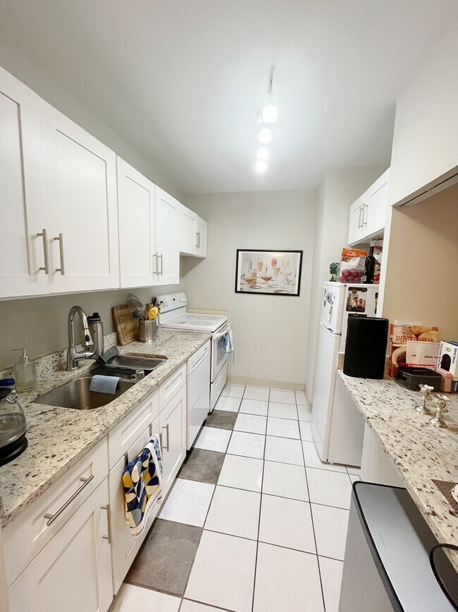 Photo - 535 N Michigan Ave Unidad 1403