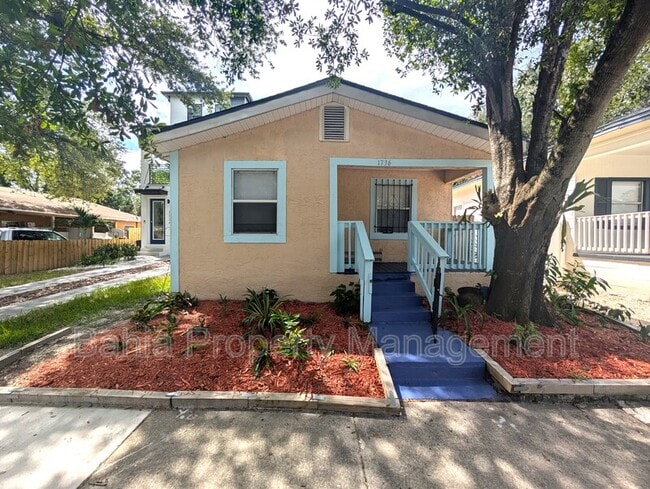 Building Photo - 1736 W Cherry St Rental