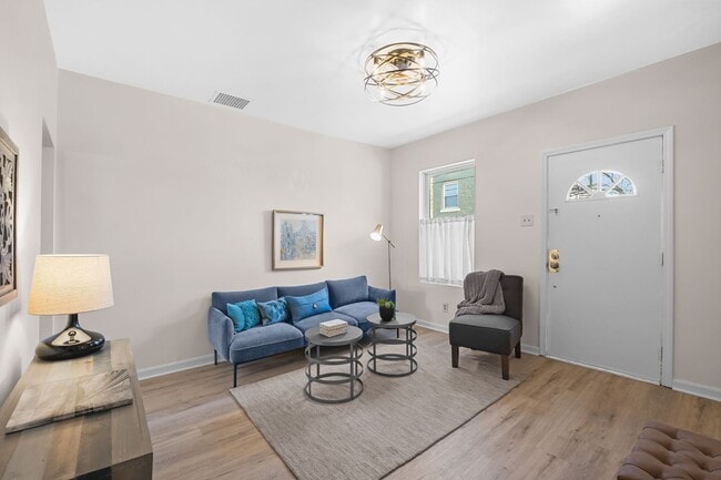 Photo - FULLY UPDATED 2 BR, 1 BA Single Family Home in Edgewood - SHARP!