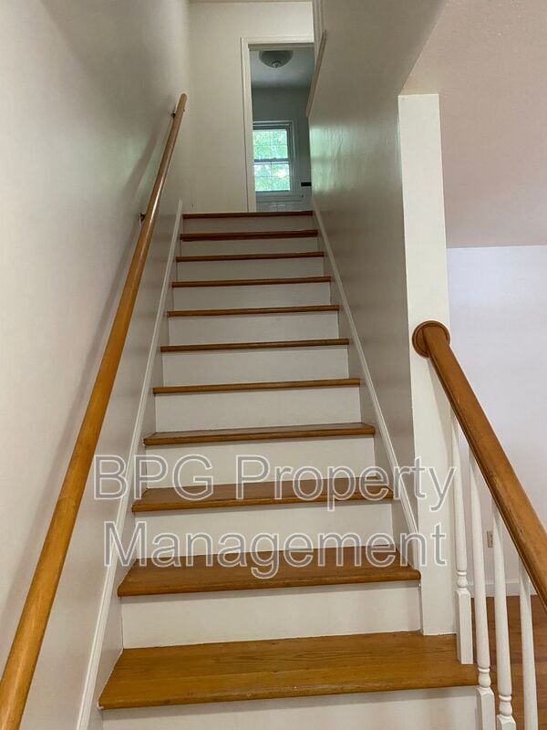 Photo - 307 Wintergreen Ave