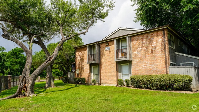 Building Photo - Huntington at Stonefield Rental