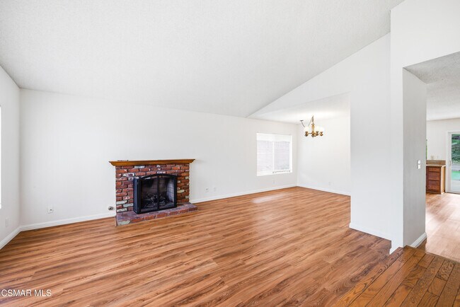 Photo - 1438 Calle De Oro