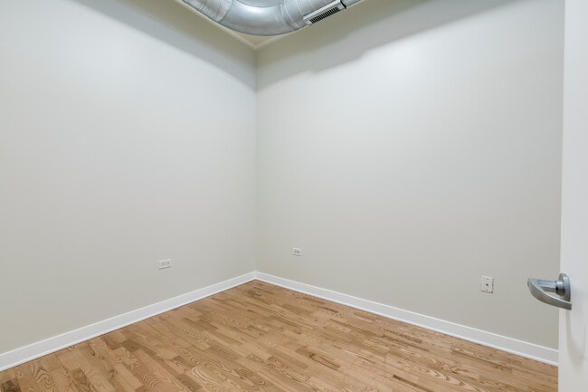 Photo - 660 W Wayman St Unit 202B