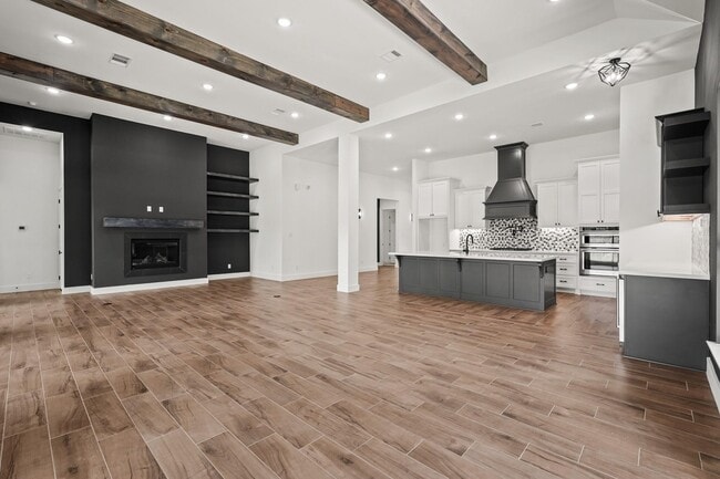 Photo - 3607 Wellborn Dr Casa