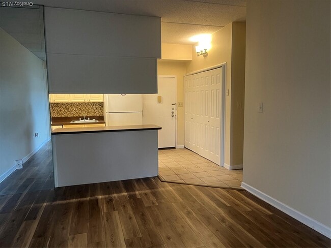 Photo - 725 Miller Ave Unit #123