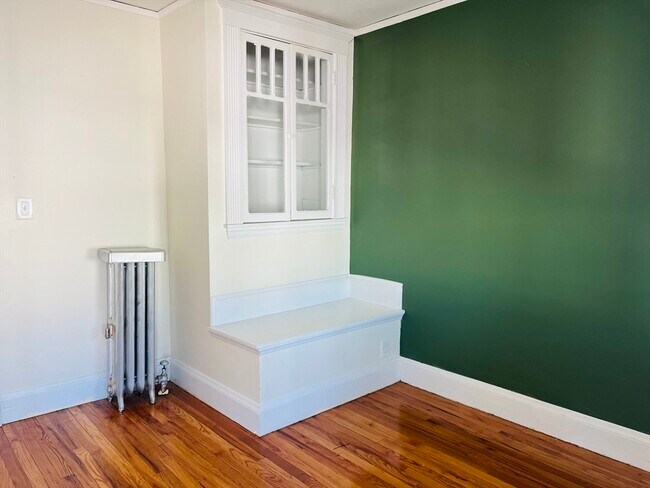 Photo - 128 Woodruff Ave Unit 2