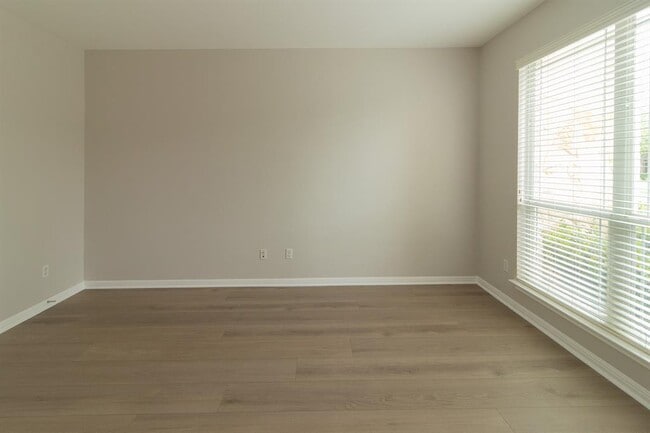 Photo - 2102 Monticello Ct