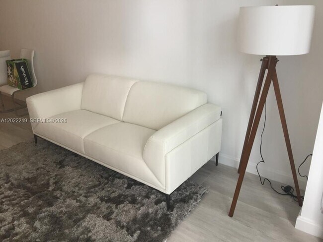 Photo - 55 SW 9th St Unit 2709