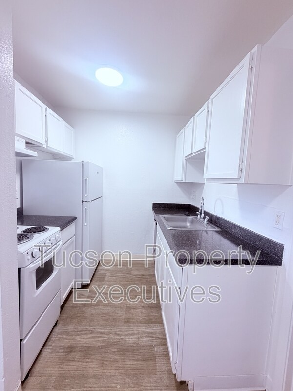 Building Photo - 219 W Fort Lowell Rd Unit 102