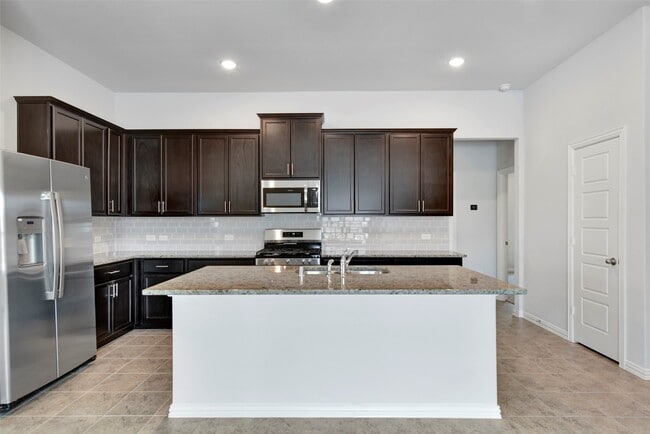 Photo - 2207 Villa Flora Ln