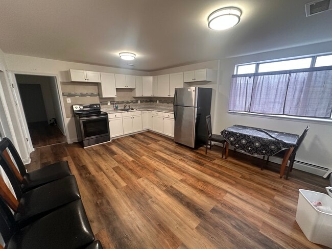 Building Photo - 4833 Belair Rd Unit 1-B Rental
