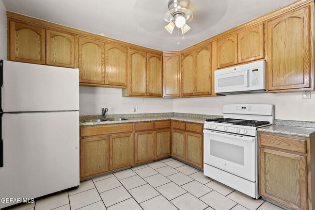 Photo - 7707 Parral Dr