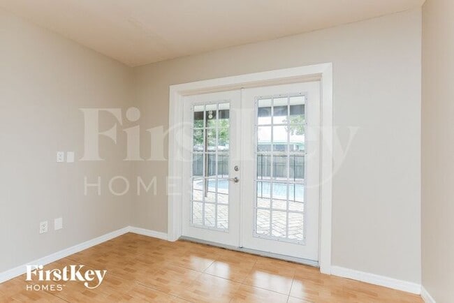 Photo - 7730 NW 39th St