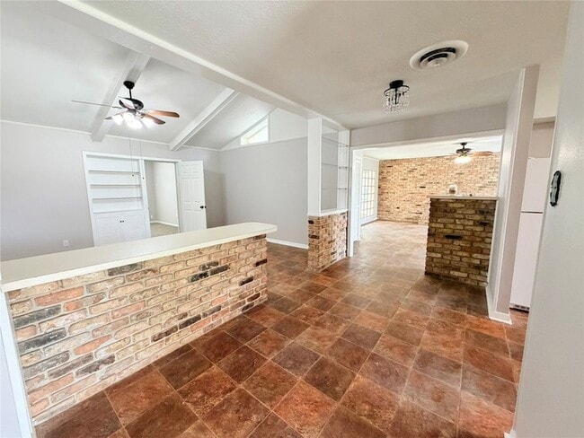 Photo - 20729 Canterbury Ln