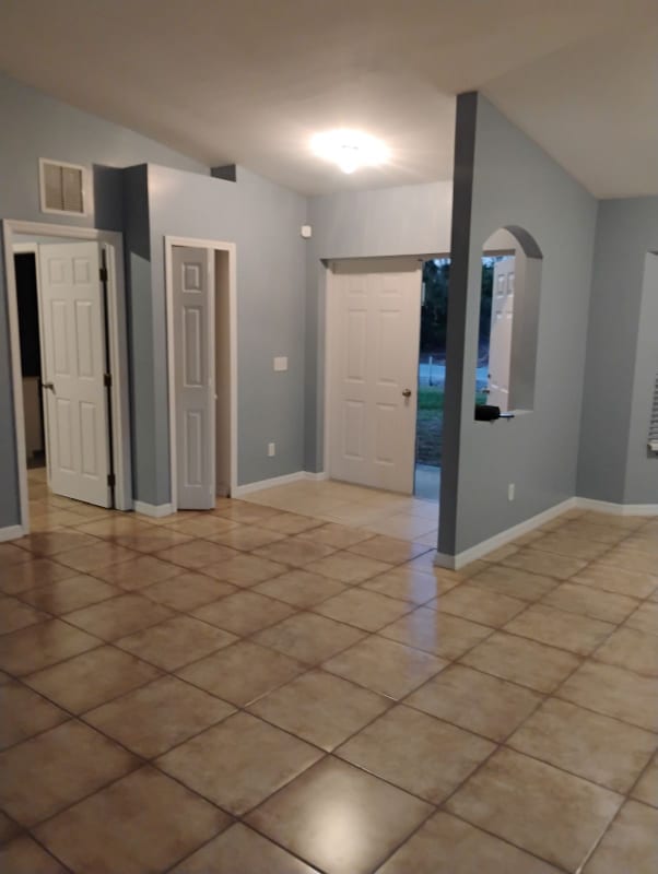 Photo - 3315 8th St W