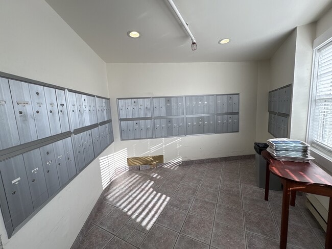 Photo - 151 Queen St Unité 107