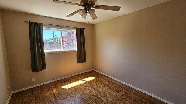 Photo - 3903 Payne Rd