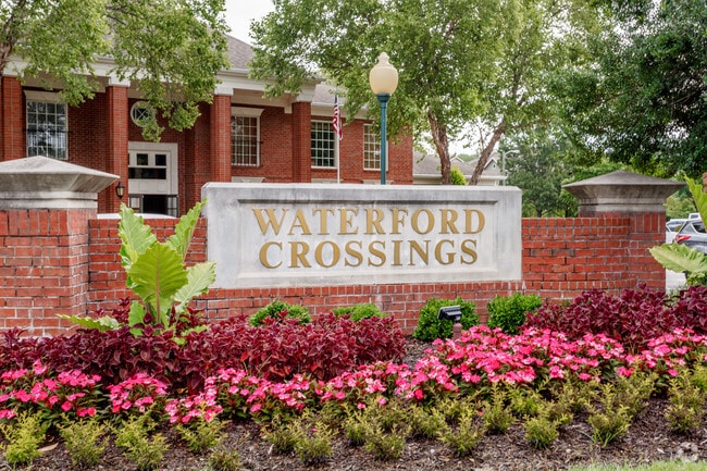 Waterford Crossings
