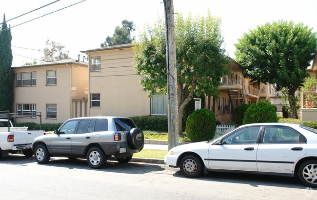 Building Photo - Eagledale Apartments