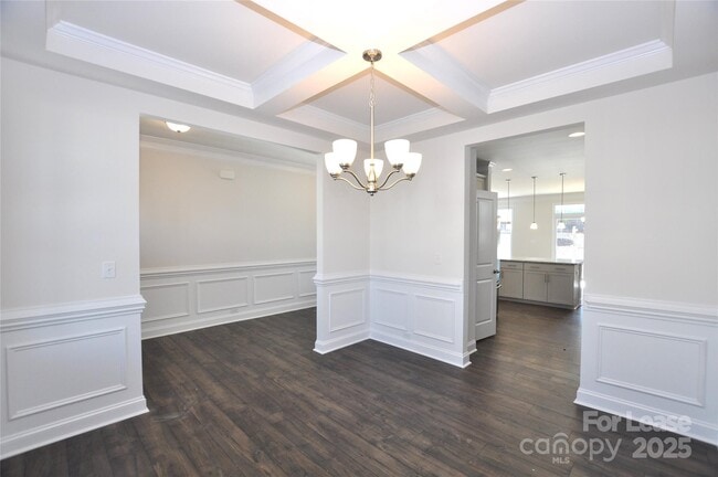 Photo - 8007 Oakmere Rd