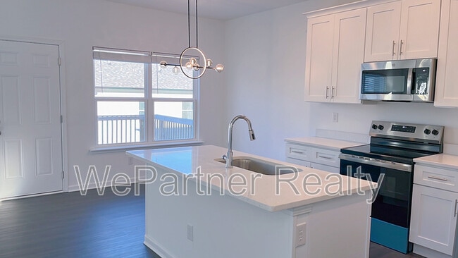 Photo - 15 Sandstone Dr