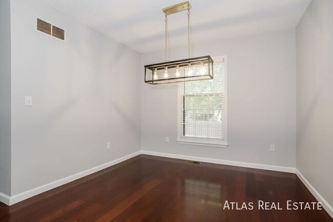 Photo - 11581 Caenen St