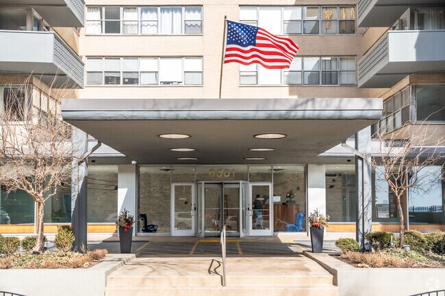 Entry - Shoreline Towers Condominiums