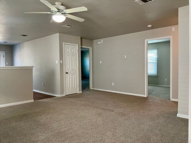 Photo - Adorable Move-In Ready 3/2 in Georgetown! ...