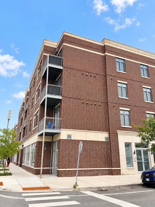 Photo - 243 E 31st St
