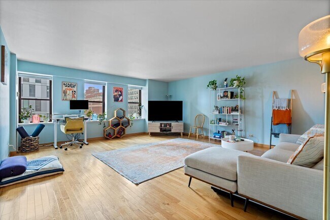 Photo - 40 E 9th St Unit 1303