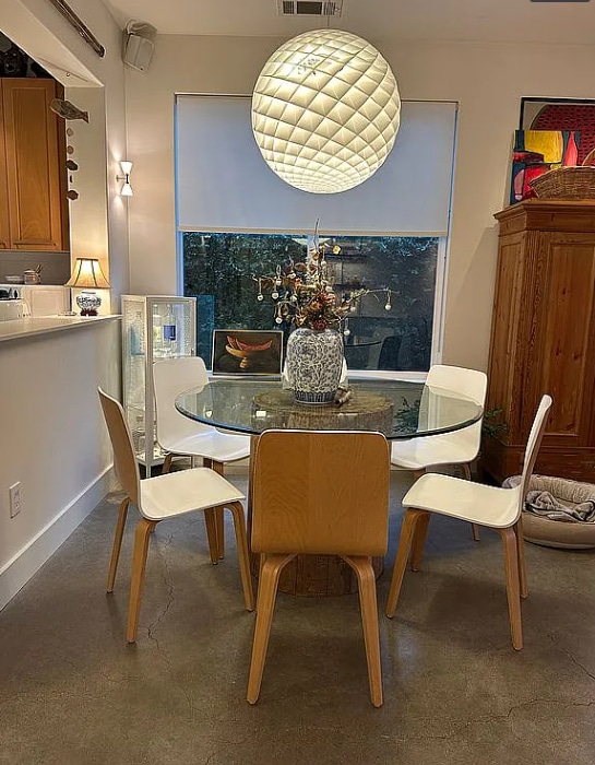 Photo - 465 S 1st St