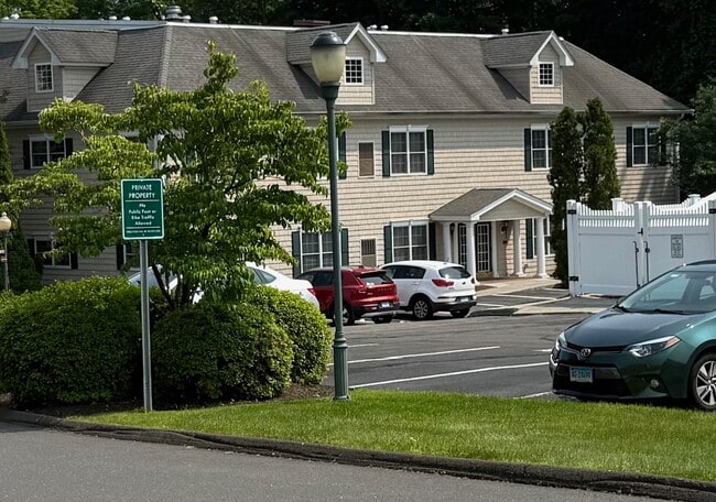 Photo - 380 N Main St Condo Unit Yalesville On The Green