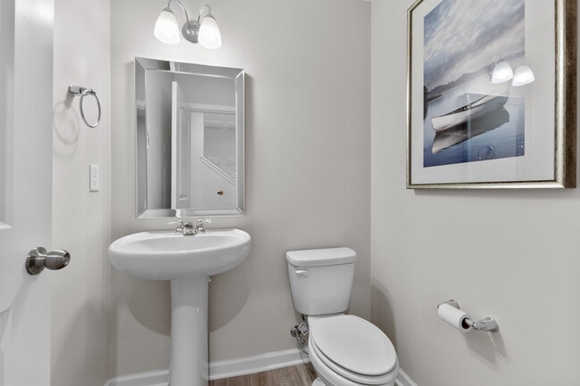 Photo - 6565 Wheatly Rd