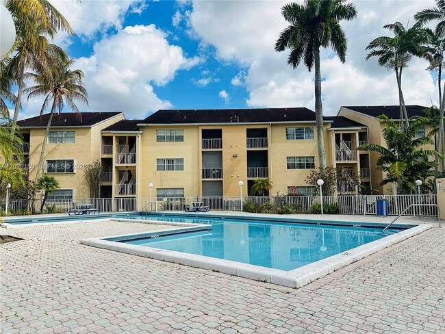 Building Photo - 15340 SW 106th Terrace Unit 819
