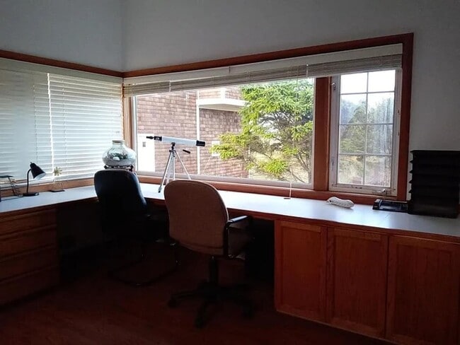 Photo - Furnished MID-TERM ~ Unique Ocean Front House