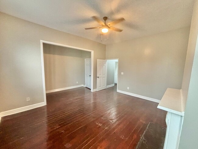 Photo - Shelby Park - 1 Bedroom 1 Bath Apartment - Section 8 Welcome Unidad 4