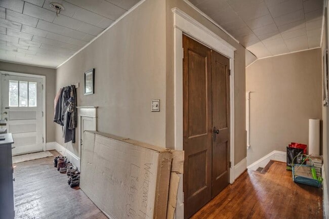 Photo - 730 Como Ave Unit Condo B