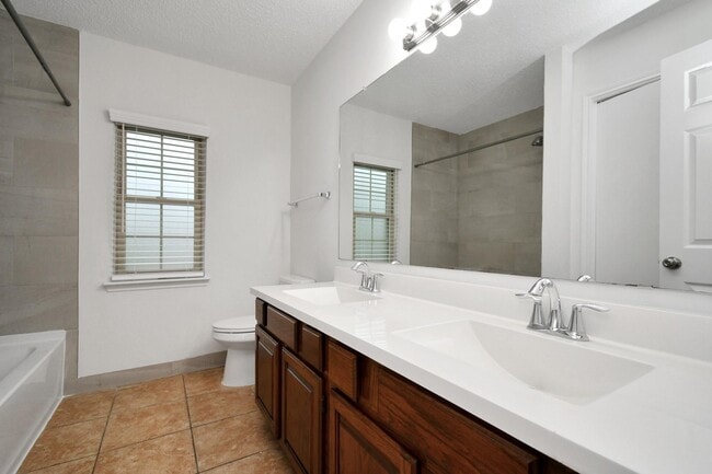 Building Photo - 3226 Granite Lake Dr