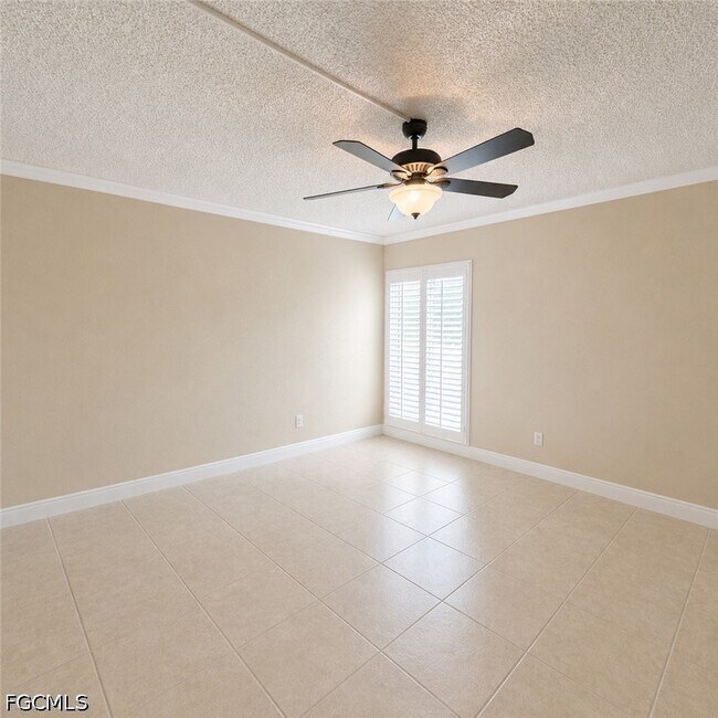 Photo - 2264 Winkler Ave Unit 202