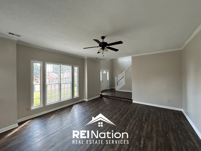 Photo - 7250 Leeward Cove