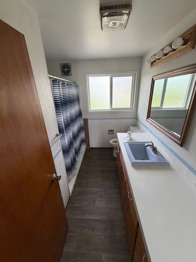 Photo - 1135 Laurel Ave