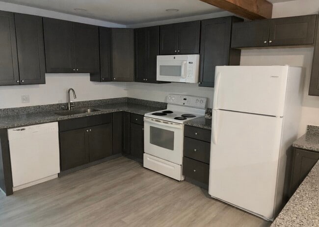 Photo - 13 S Main St Unit 13