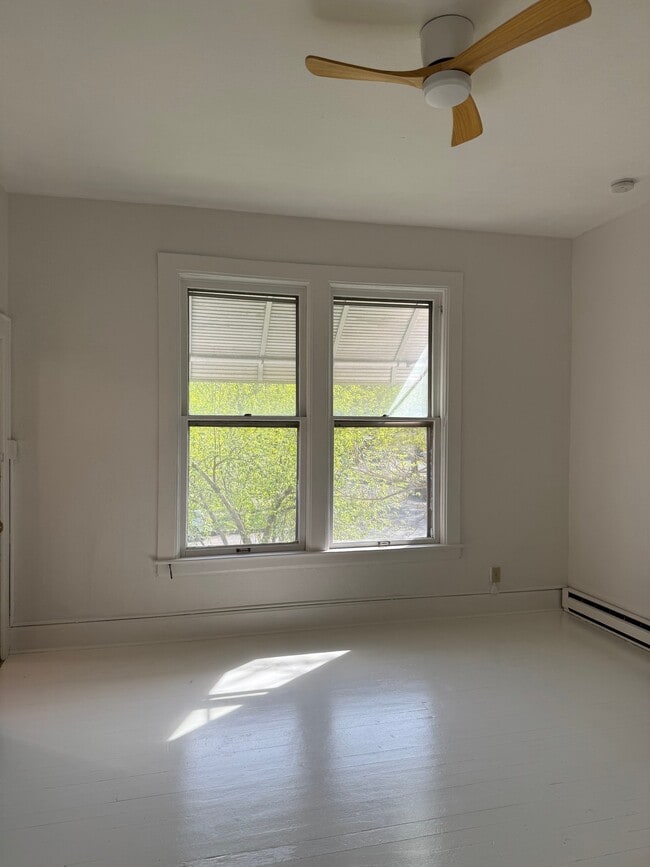 Photo - 2028 W Pacific Ave Unit 4