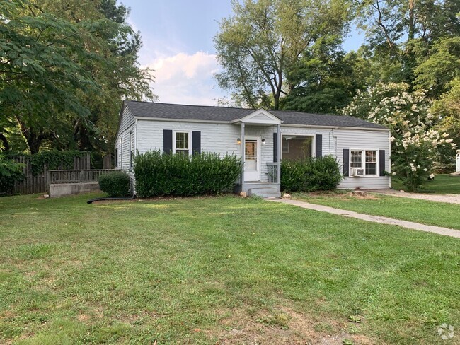 Building Photo - Private Blacksburg Home on Scenic Lot